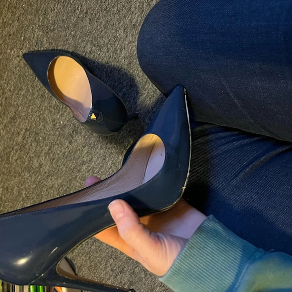 Valentino Blue Stud Heels, size 38.5 - Picture 6 of 15